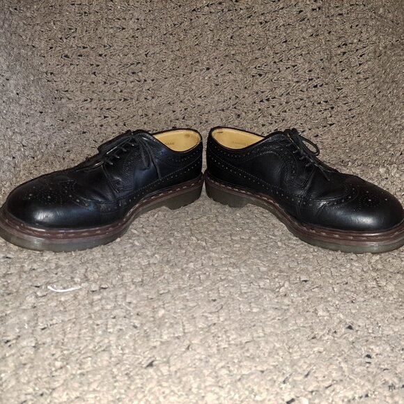 VINTAGE DR MARTENS-3989/59-Black Leather Brogues-Made in England-Sz 9 UK-EX - Picture 4 of 9